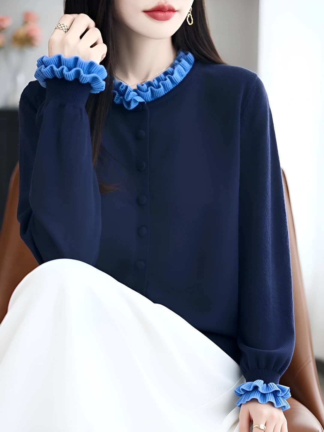 Ayollar uchun trikotaj kardigan, dumaloq yoqa, uzun yeng, bir rangli, bo'sh (oversize) kesim, bahor-kuz mavsumi uchun