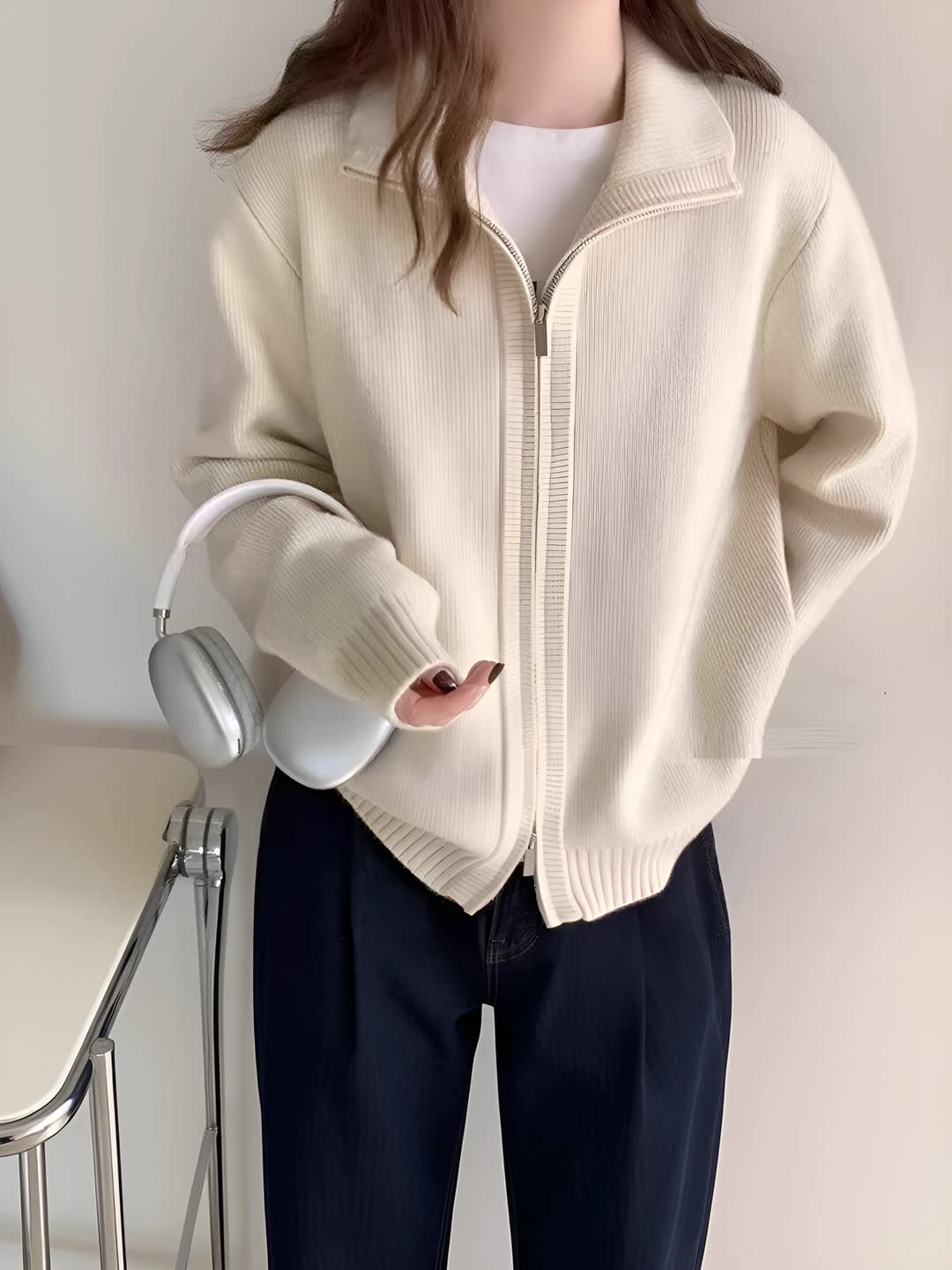 Women's white zip-up cardigan sweater with high neck, loose fit, long sleeve, spring-autumn