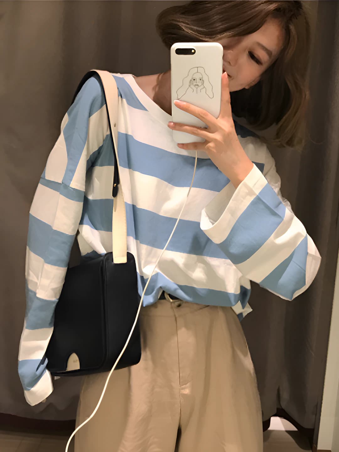 Ayollar uchun kuzgi chiziqli uzun yengli longsliv, koreys uslubida, bo'sh (oversize) kesim, dumaloq yoqa, polyester
