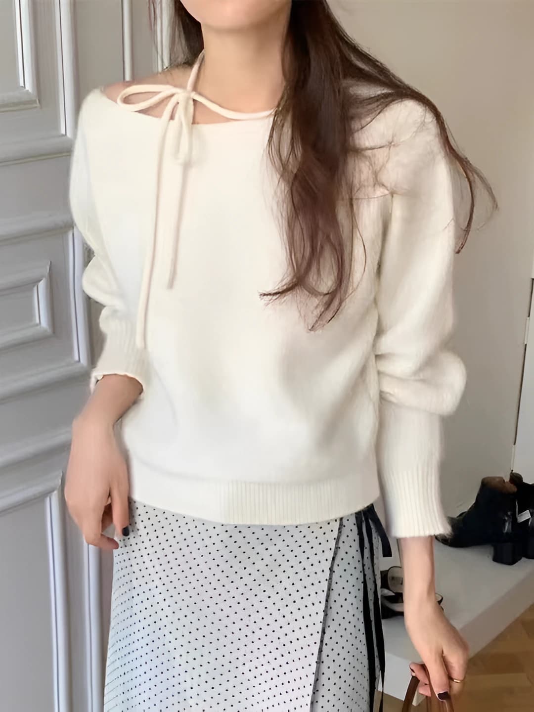 White (with lining)