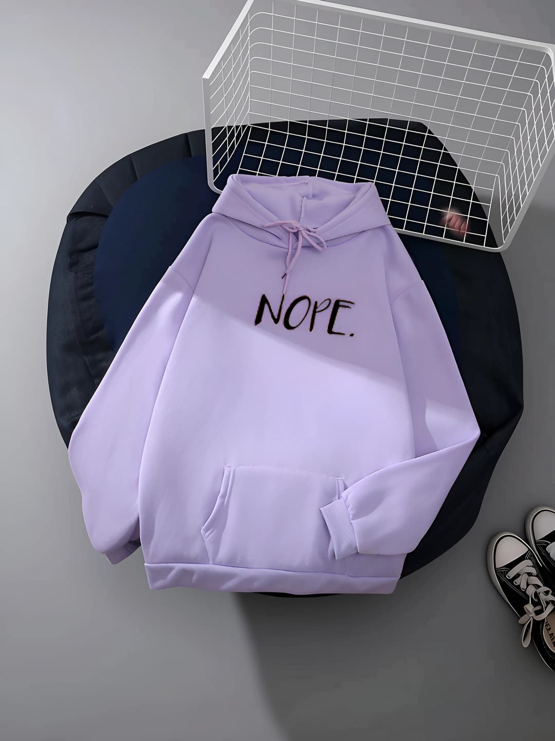 Фиолетовый