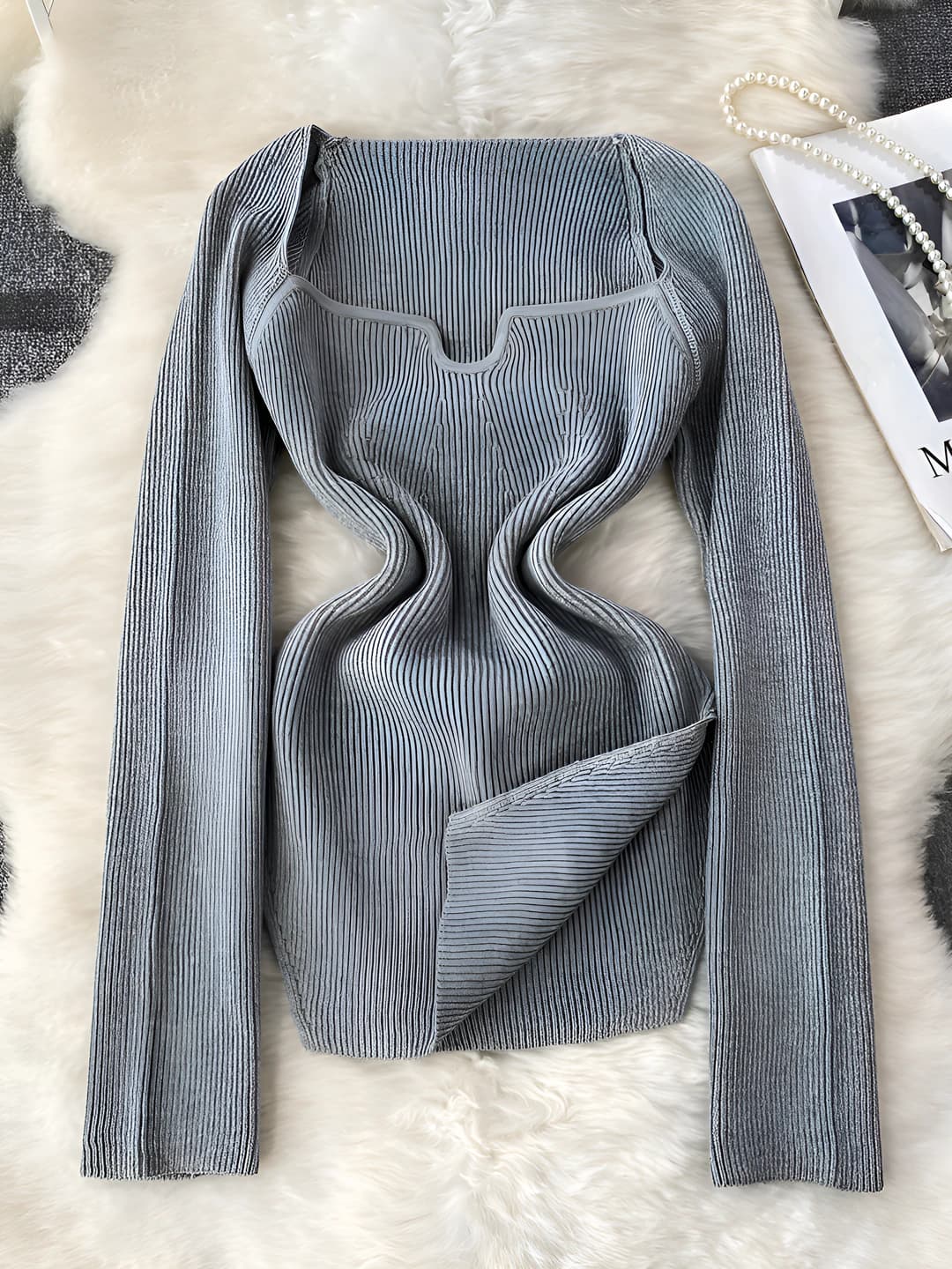 Grey T777773