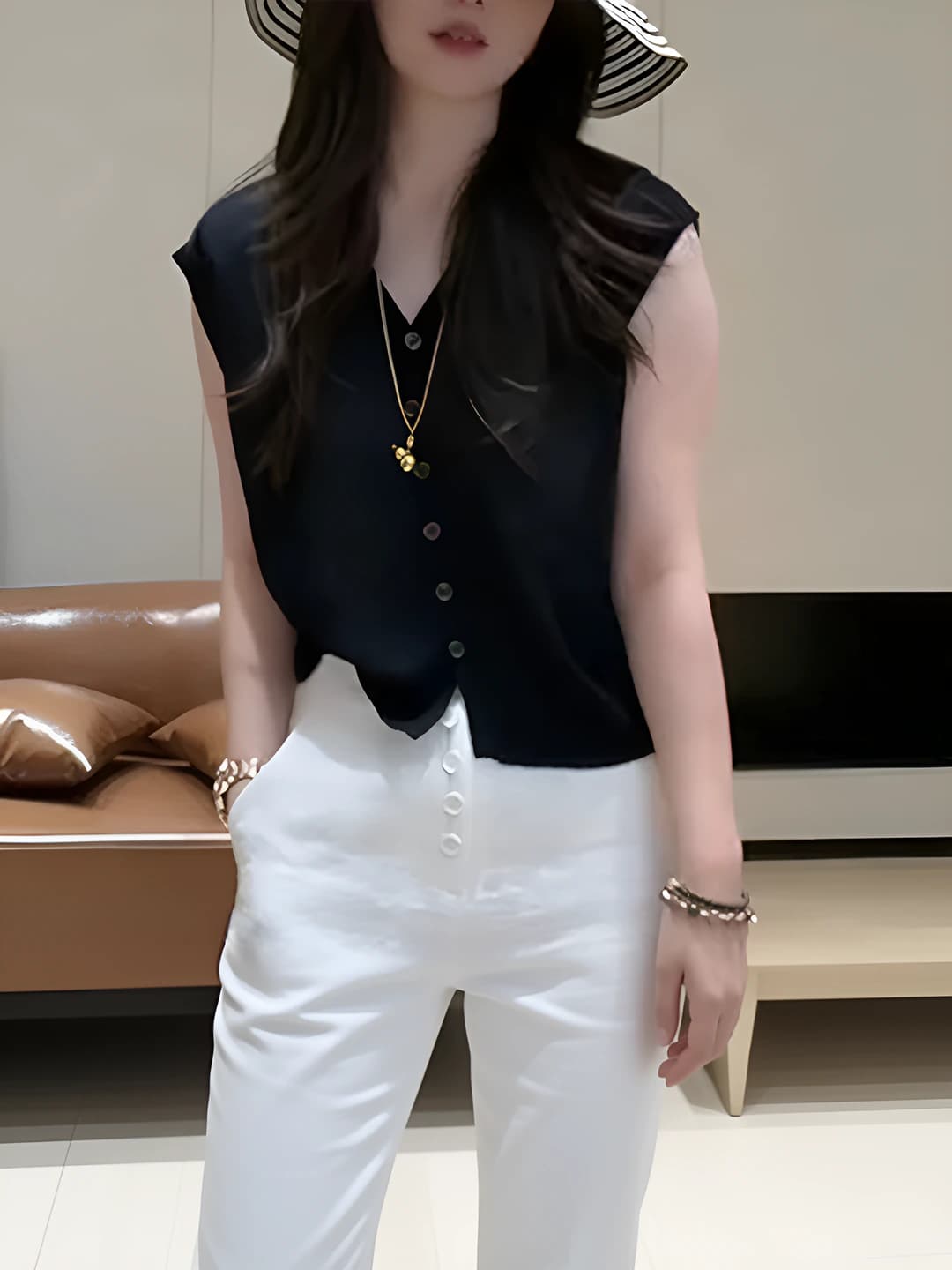6137 Black