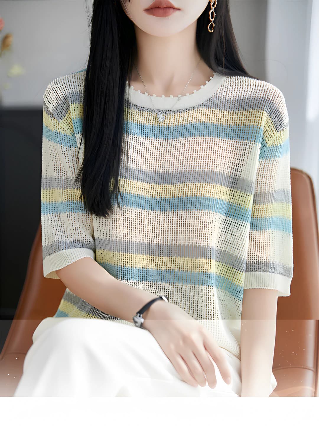 Ayollar uchun chiziqli to'qima kalta yengli top, dumaloq yoqa, bo'sh (oversize) kesim, havo o'tkazuvchan, yozgi