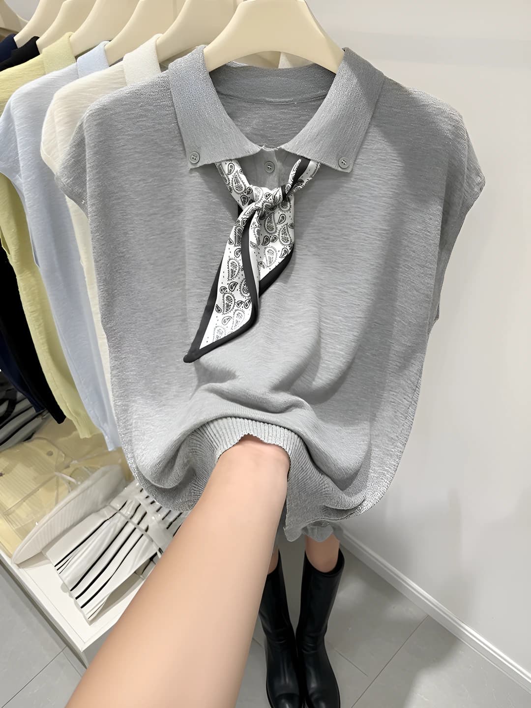 Серый