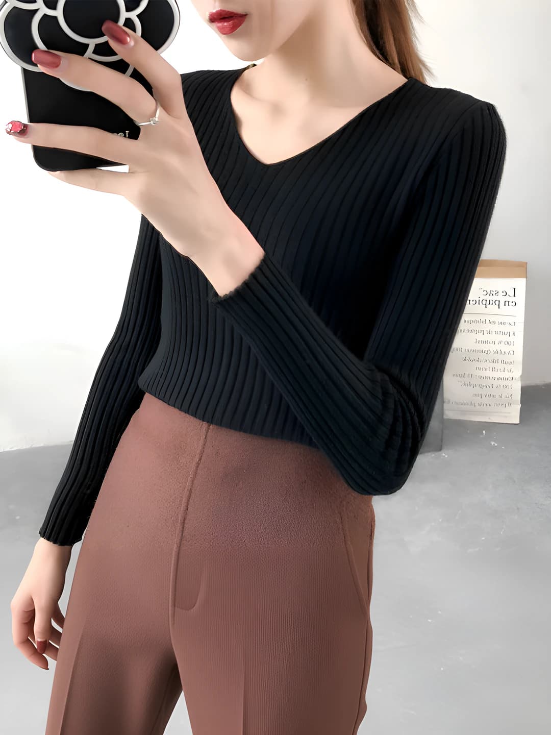 Women's 2026 autumn-winter V-neck long sleeve knit top, slim fit, slimming, solid colour