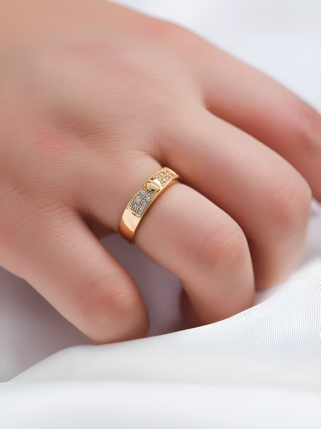 Gold ring size 7