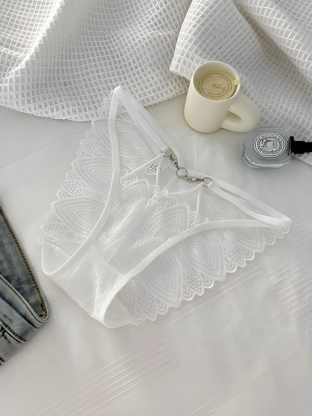 White (with lining)