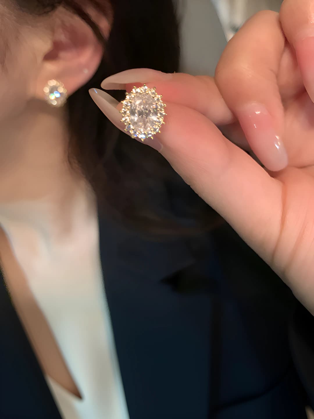 Women's zircon stud earrings with 925 silver posts, Korean style