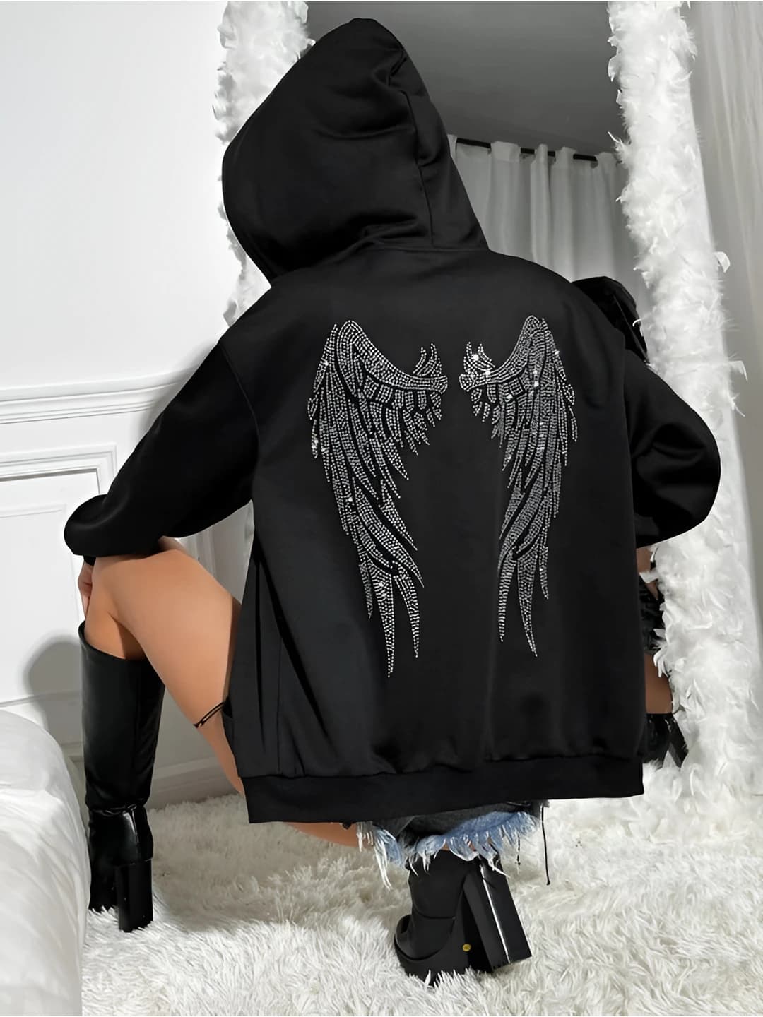 Women's fleece-lined, slim fit, slimming, plus size, long sleeve, cropped, cardigan style hoodie, autumn-winter