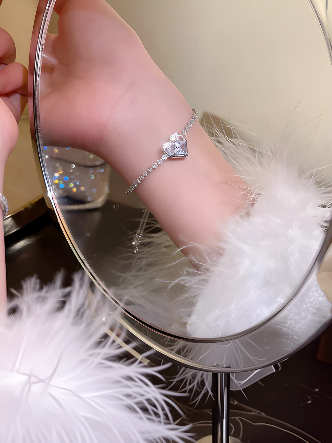 Women's heart-shaped zircon bracelet in Korean style
