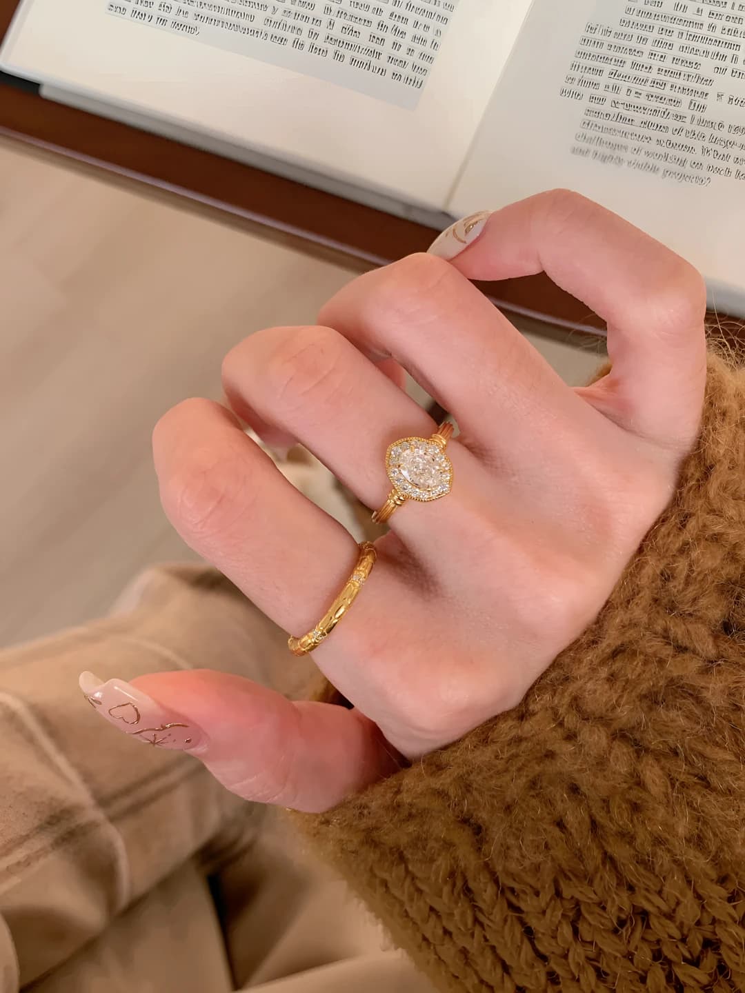 Women's adjustable ring with zircon, geometric shape, luxury style