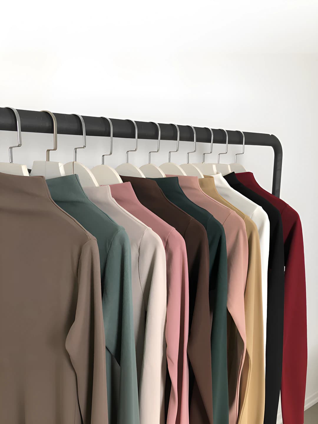 Women's warm, slimming, slim fit, long sleeve, mock neck, solid colour long-sleeve base top