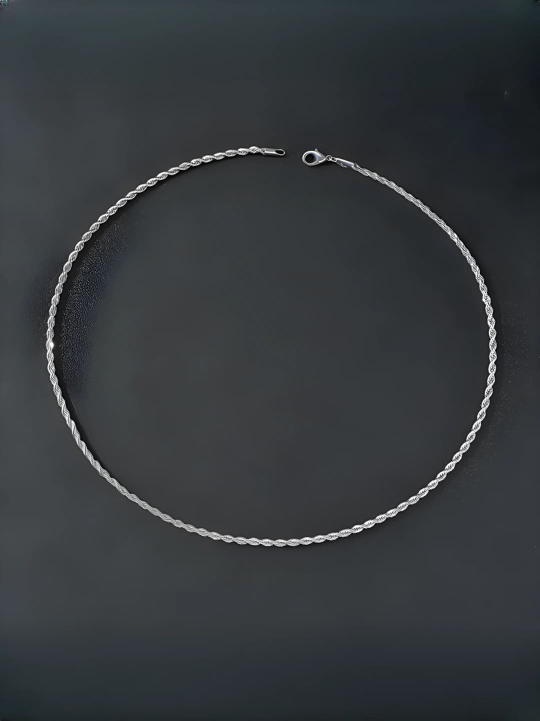 Silver twisted chain
