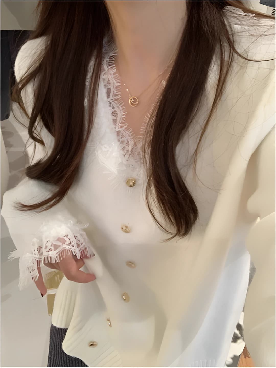 White T-shirt