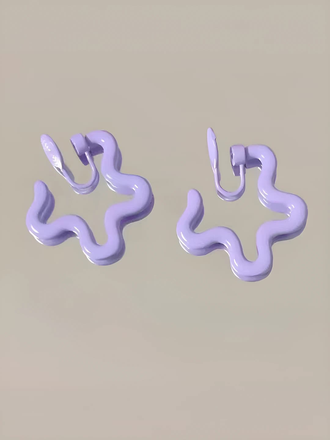 0283 Ear clips