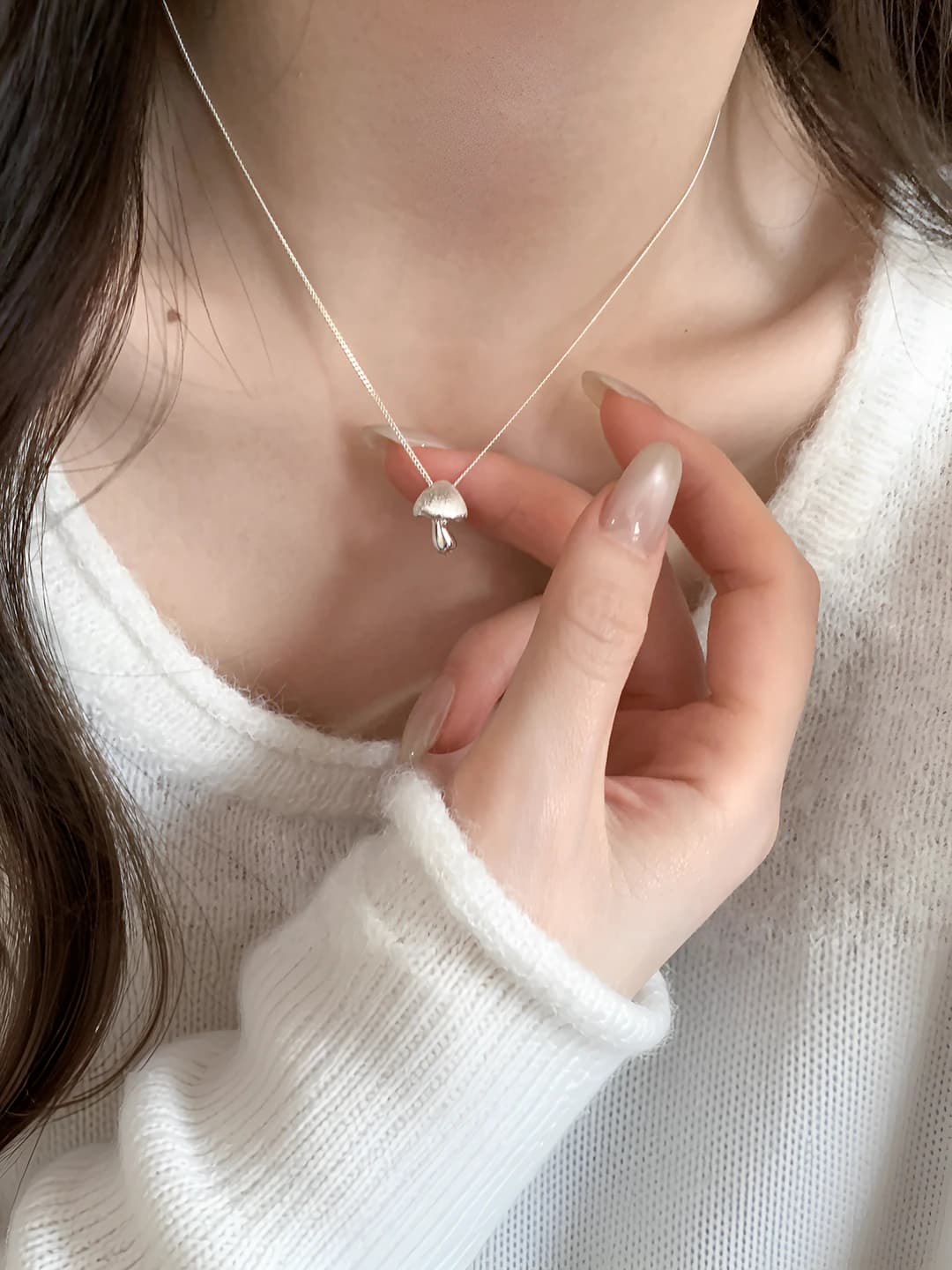 Women's white matte mushroom pendant chain, ins style, design element geometry, occasion daily