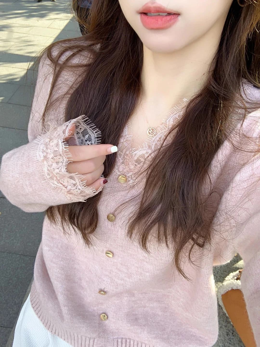 Women's lace-trim V-neck loose fit long sleeve cardigan