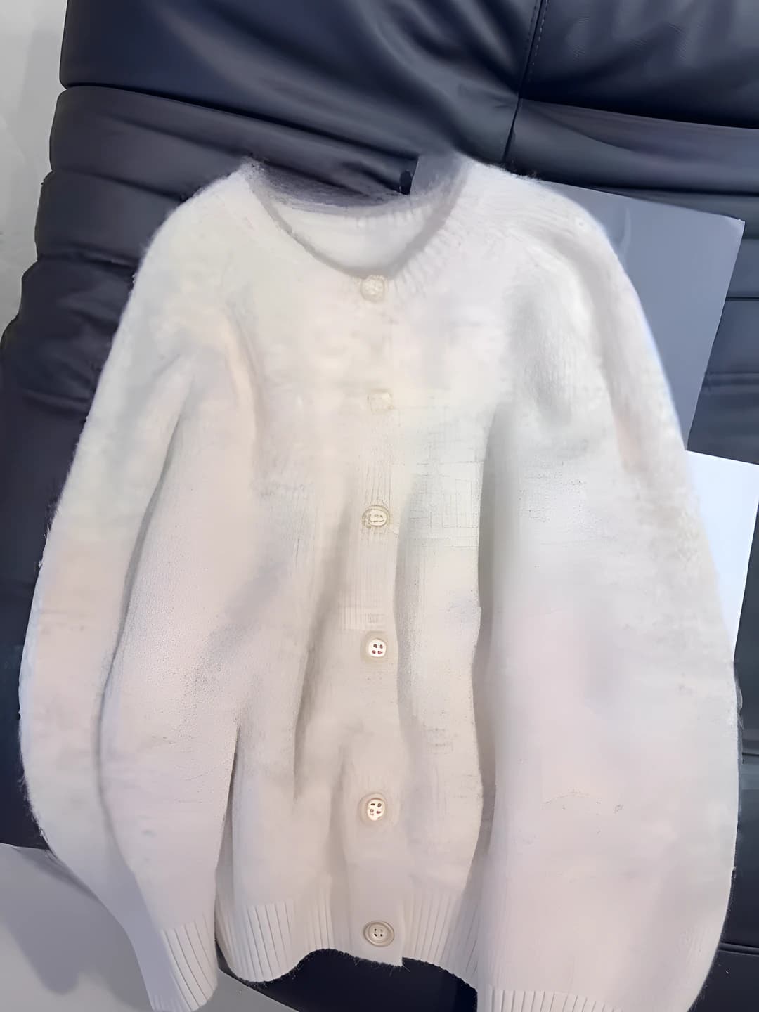 Ayollar uchun bahor-kuzgi kashemirli bo'sh (oversize) kardigan, uzun yengli, dumaloq yoqali, bir rangli, koreys uslubida, kundalik