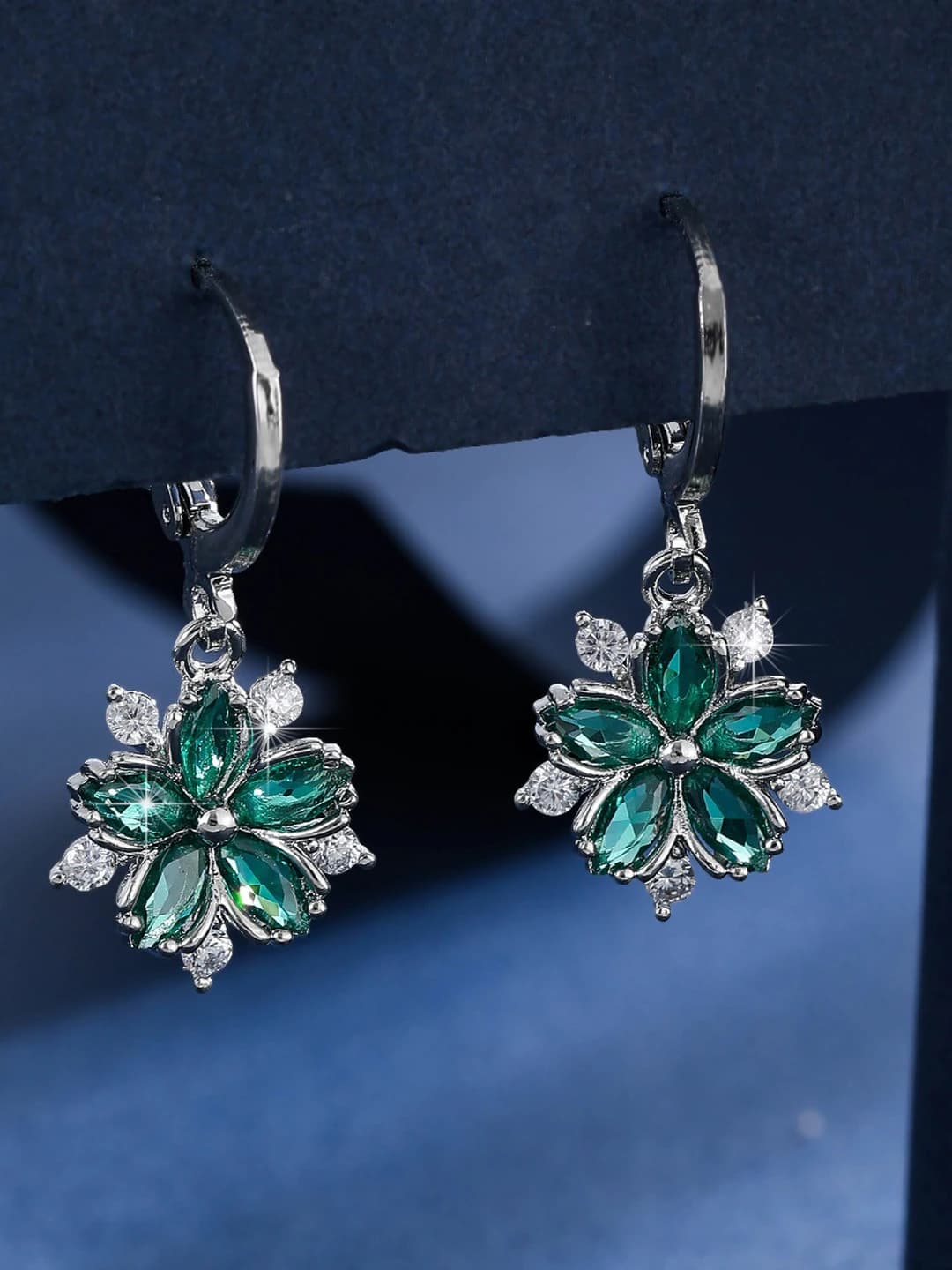 Silver - emerald