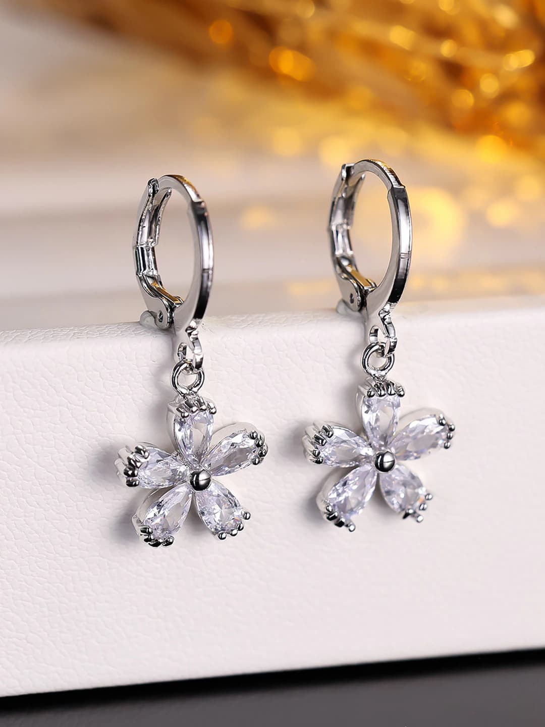 Women's French style sparkling zircon sakura flower drop earrings, light luxury, unique design, for work