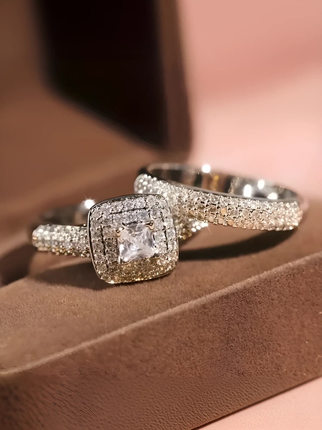 Women's open ring with full pavé zirconia