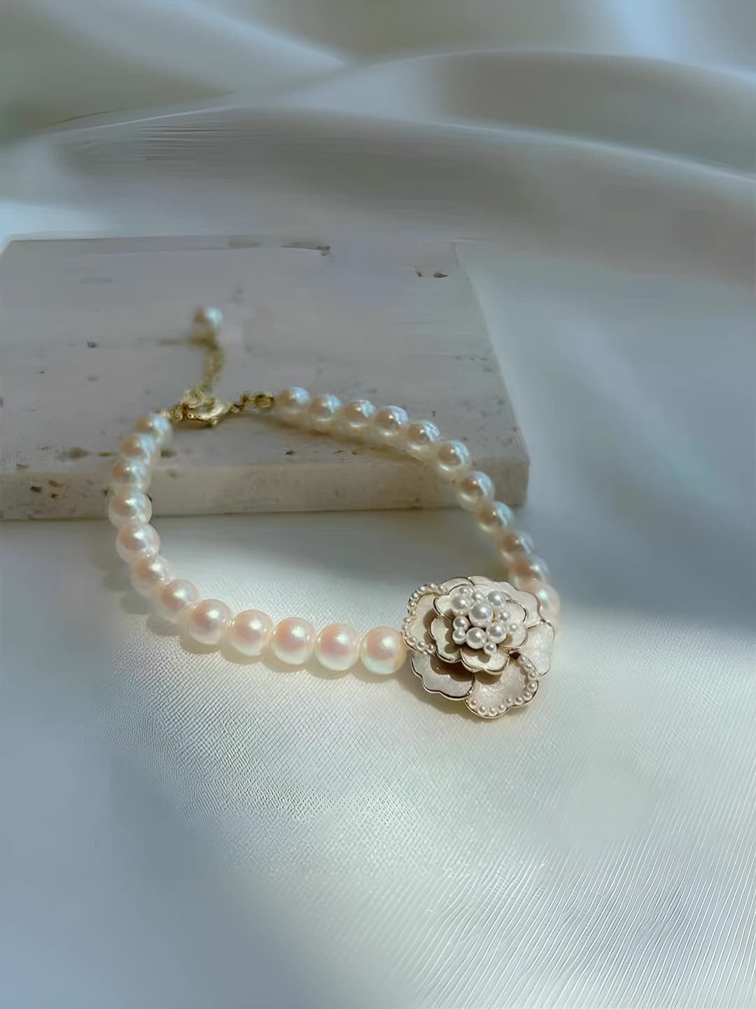 White camellia bracelet