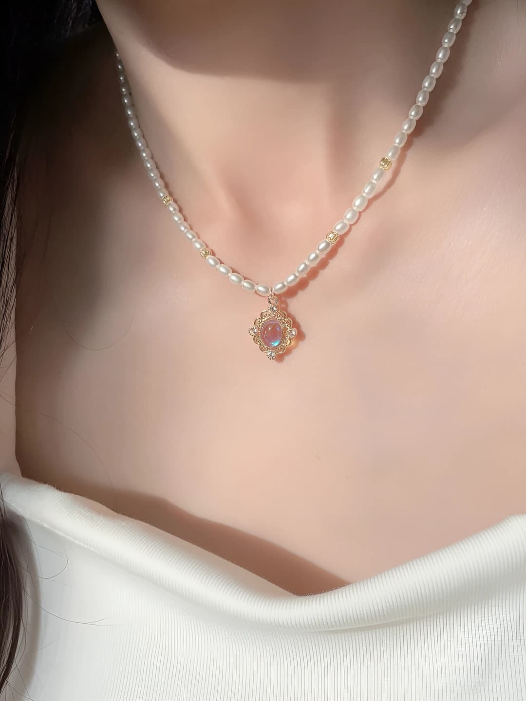 Women's French-style retro pearl short chain necklace