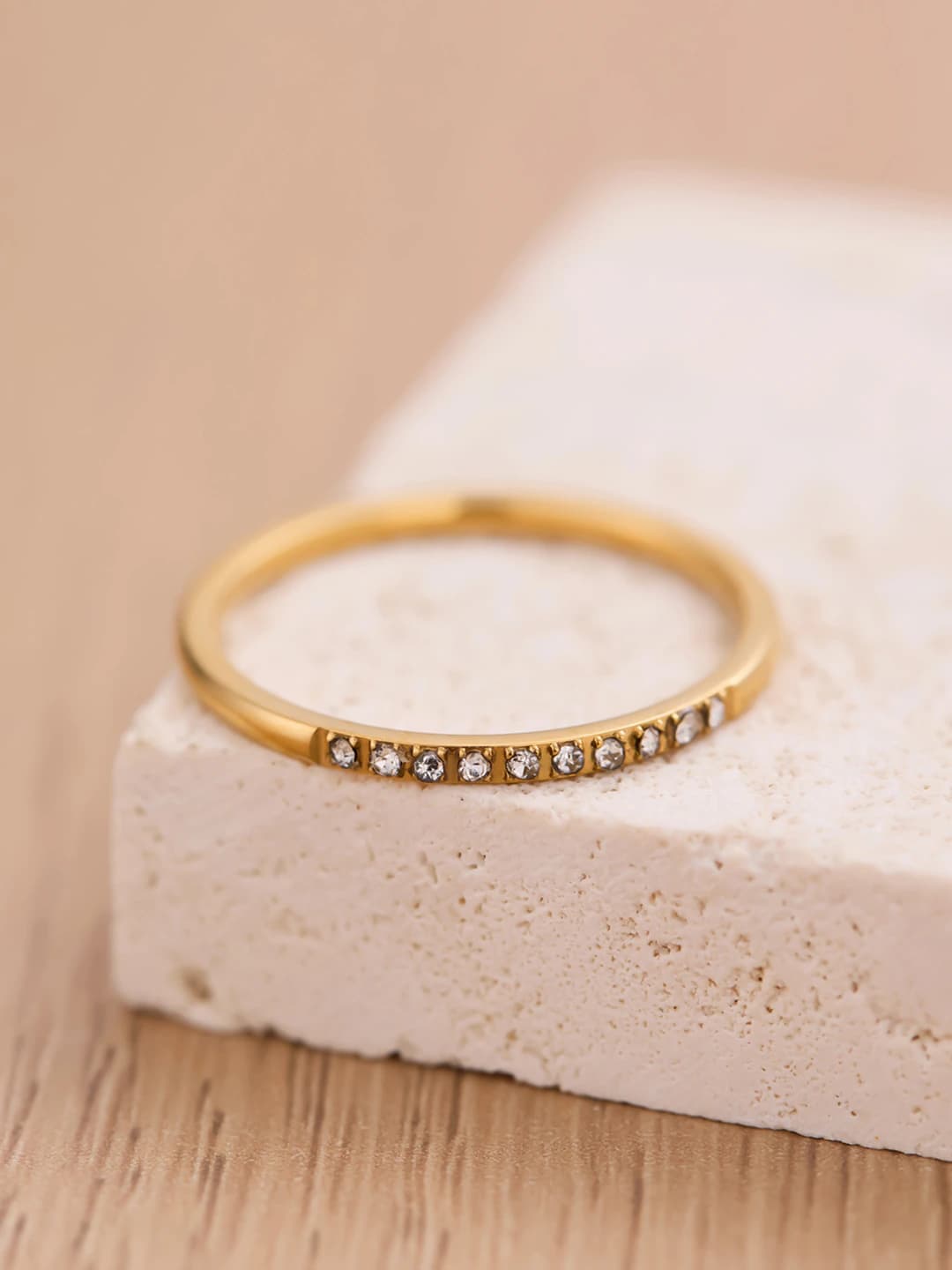 10 diamonds gold