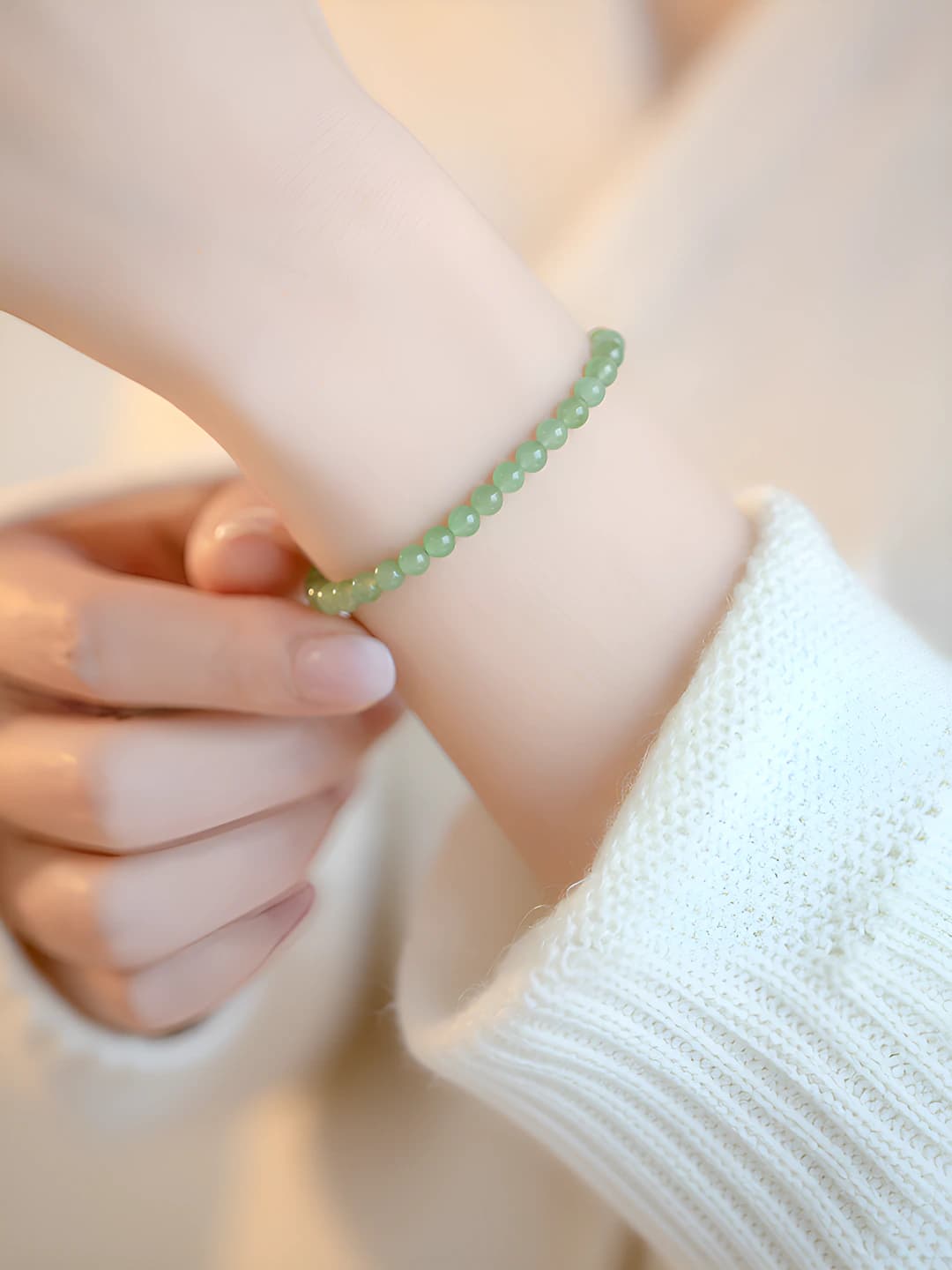 Plain beads, green