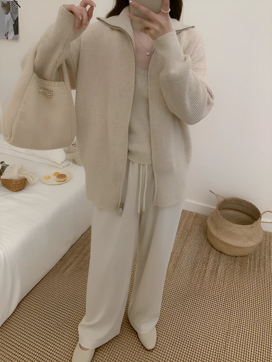 Women's autumn-winter cardigan, solid colour, with lapel collar and zip
