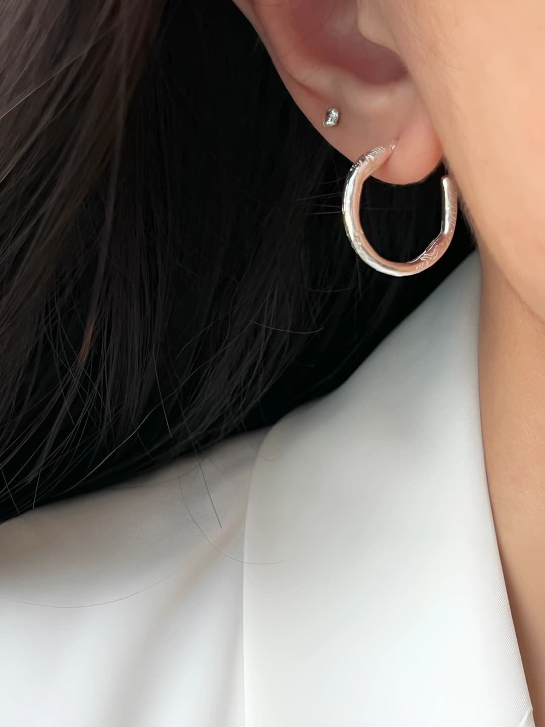 Women's Korean style geometric stud earrings with branch texture