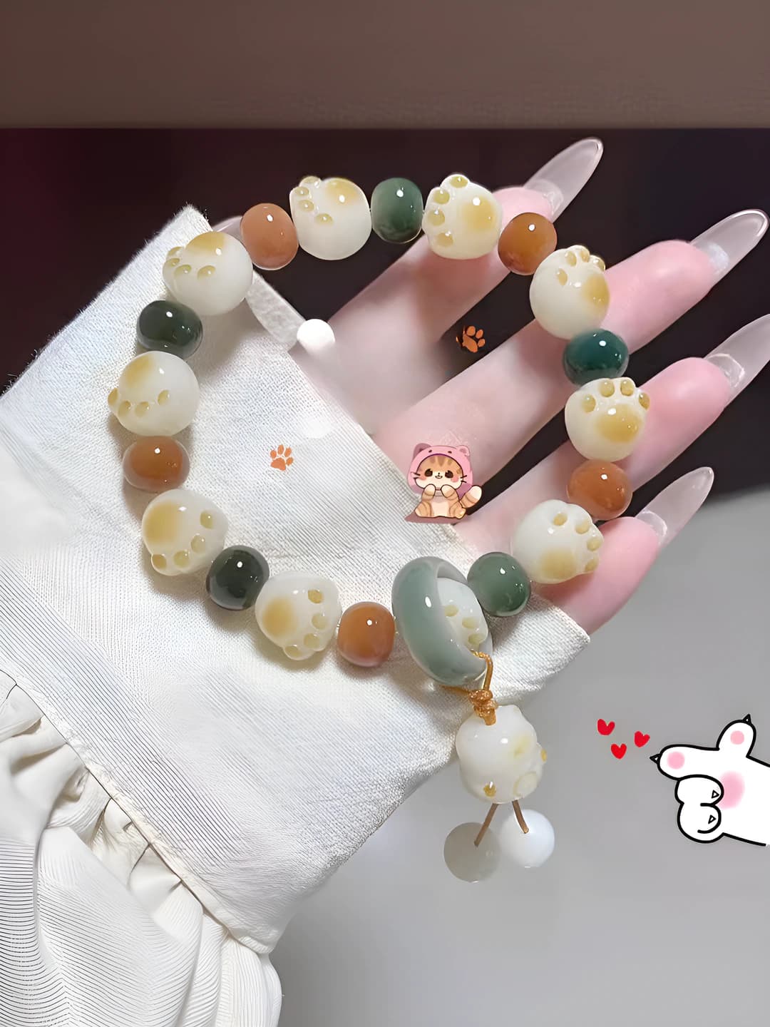 White S543 cat claw bracelet