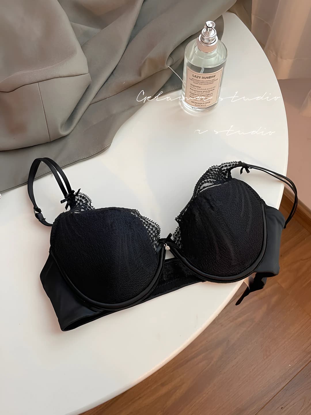 Black (1 pc)
