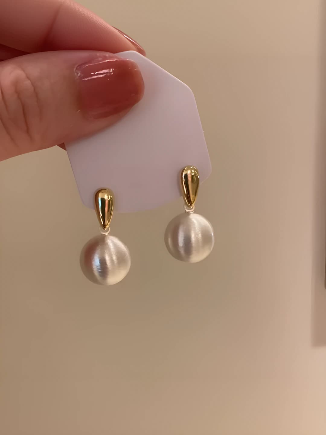 Women's simple and modern style brass teardrop metal brushed hoop earrings with 925 silver post, for spring