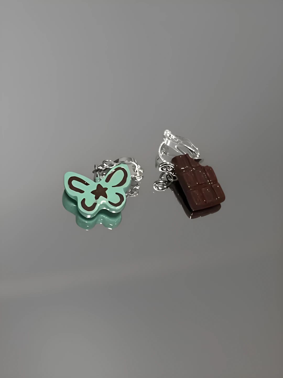 0252 ear clips