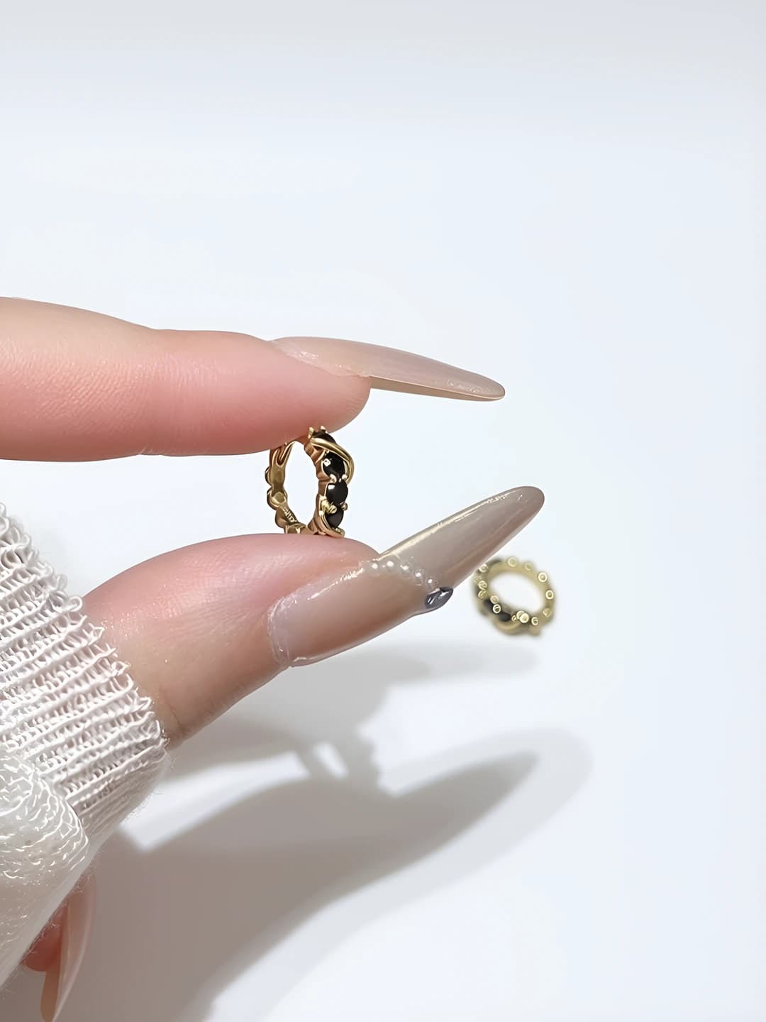 Women's geometric ring earrings with black zircon