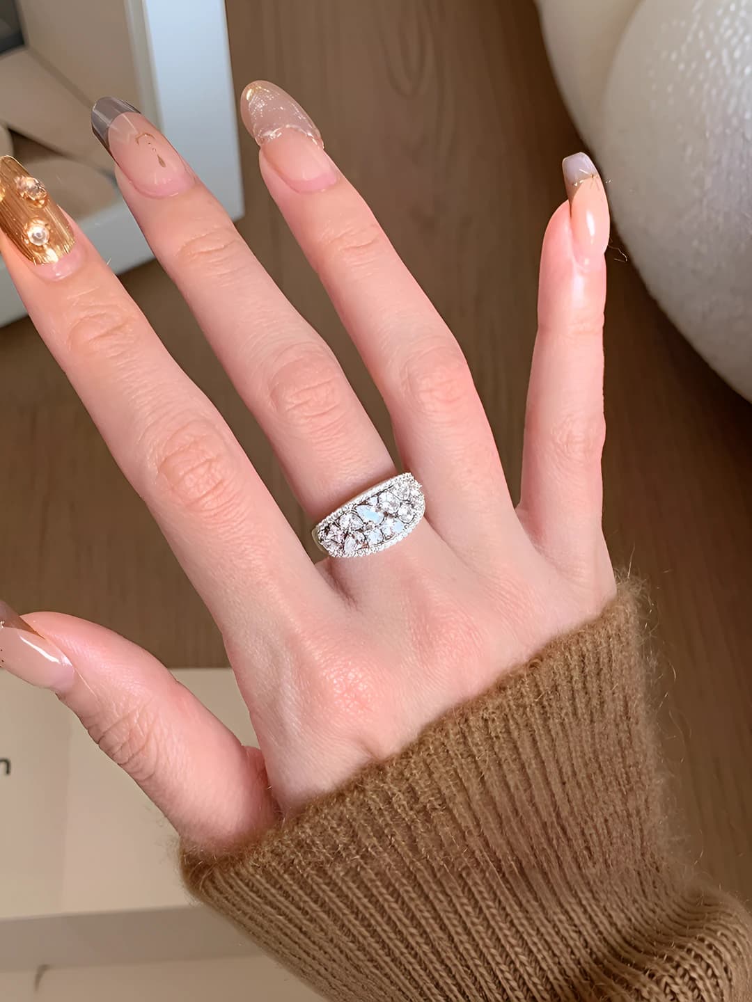 Open oval ring for women, with stones, brass, teardrop shape, design element: ring, style: versatile