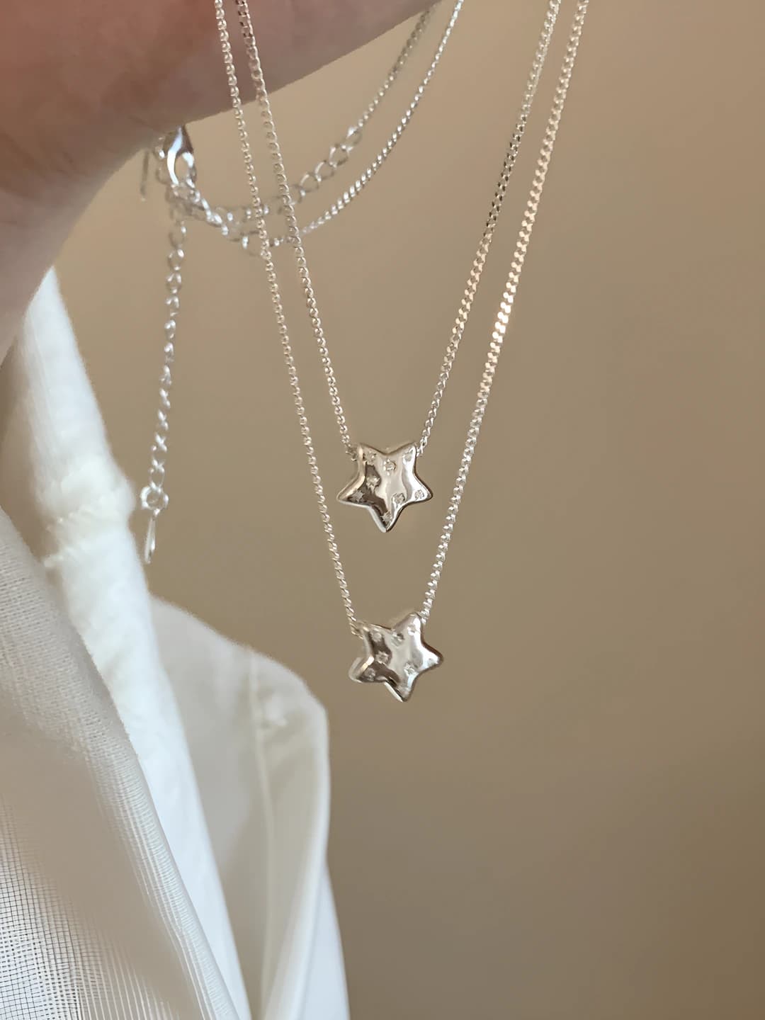 Women's short necklace with five-pointed star and zircon