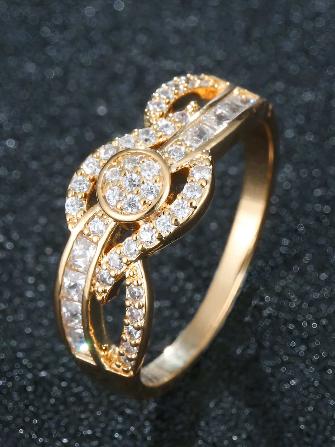 Gold ring size 8