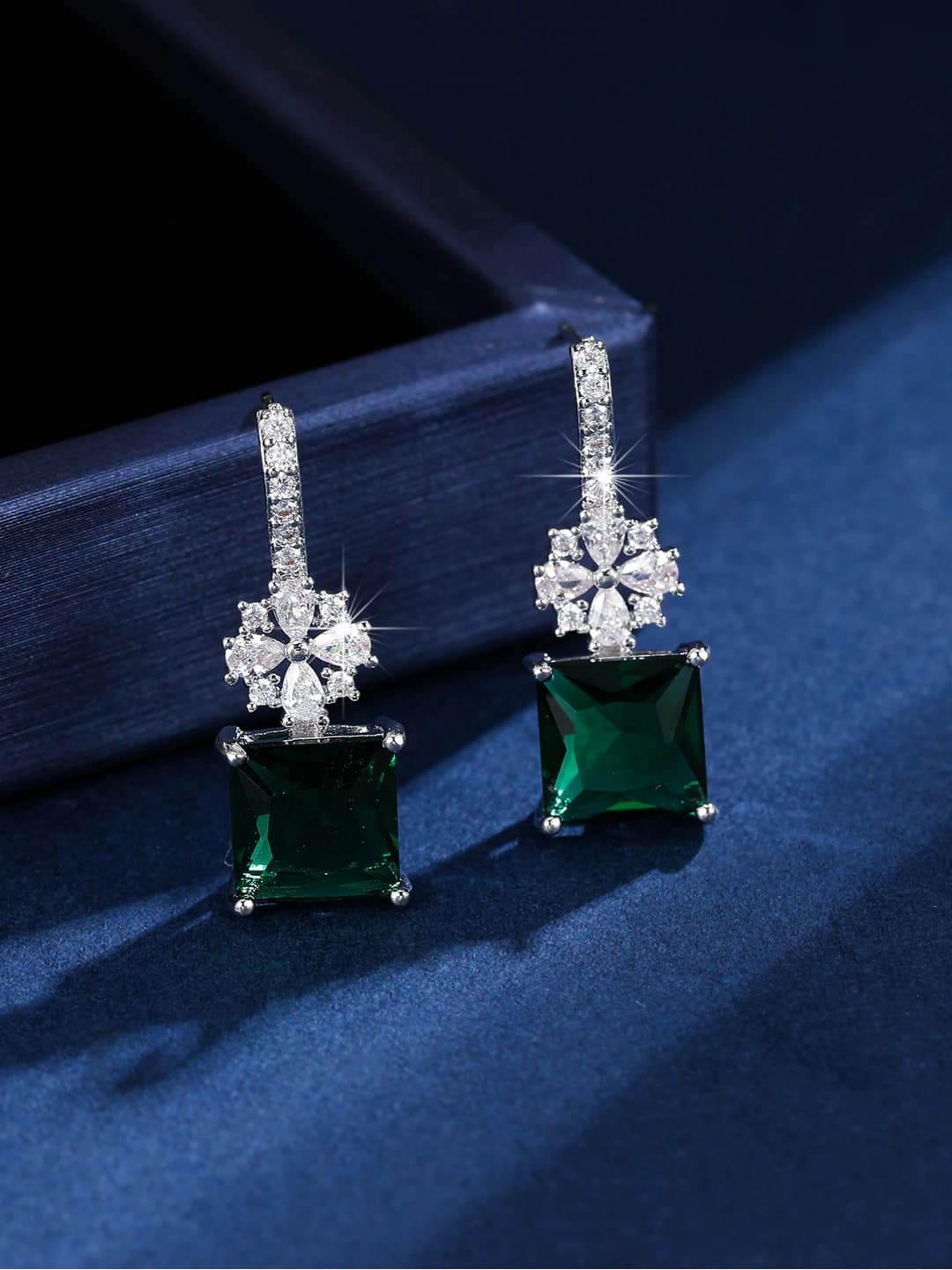 Silver-Green