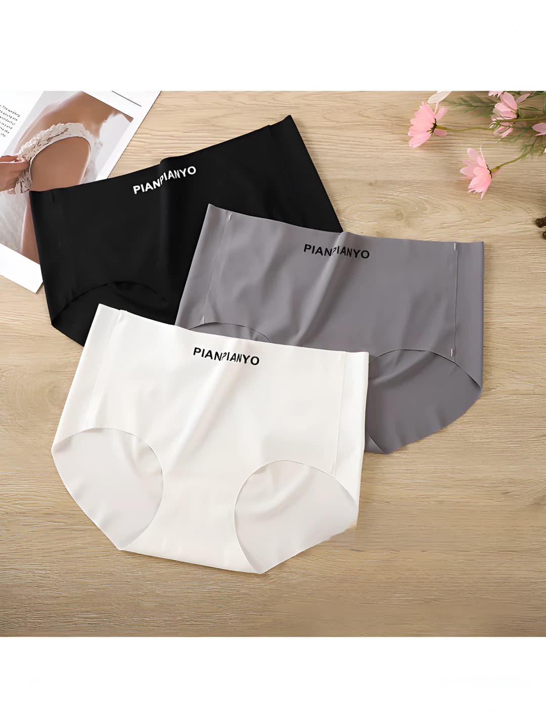 Women's seamless summer briefs, ice-silk fabric, antibacterial, breathable, mid-waist, solid colour, thin