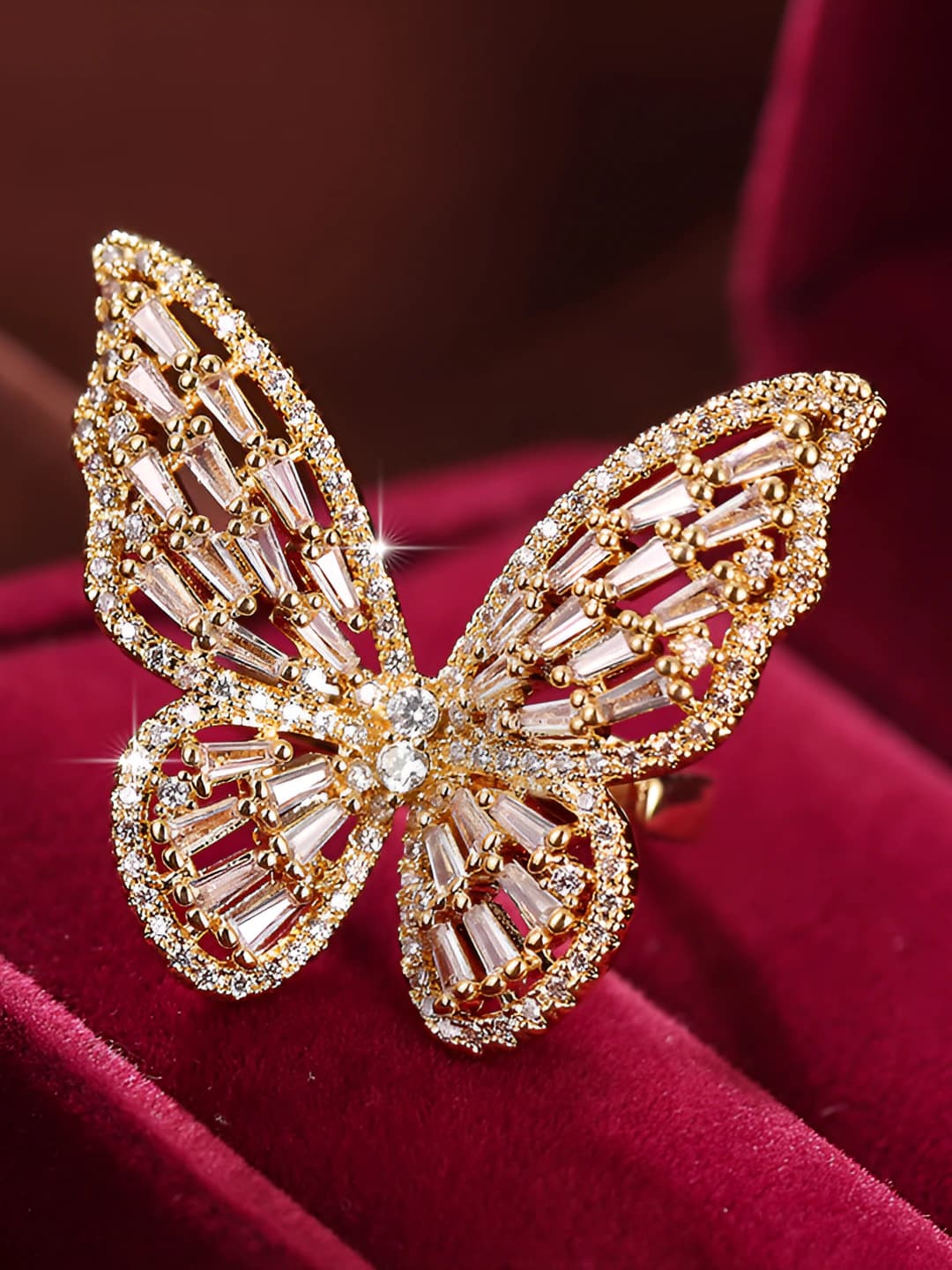 Gold-pink zircon