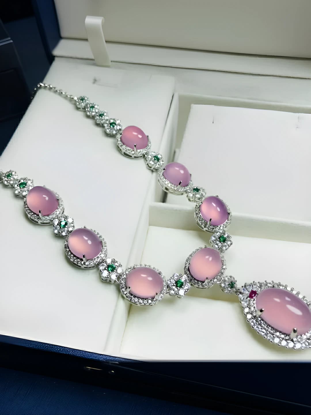 Pink sparkling diamond necklace