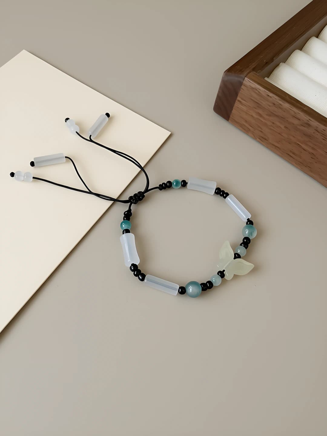 White S499 zen style butterfly