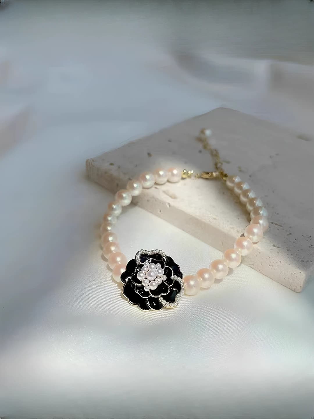 Black camellia bracelet