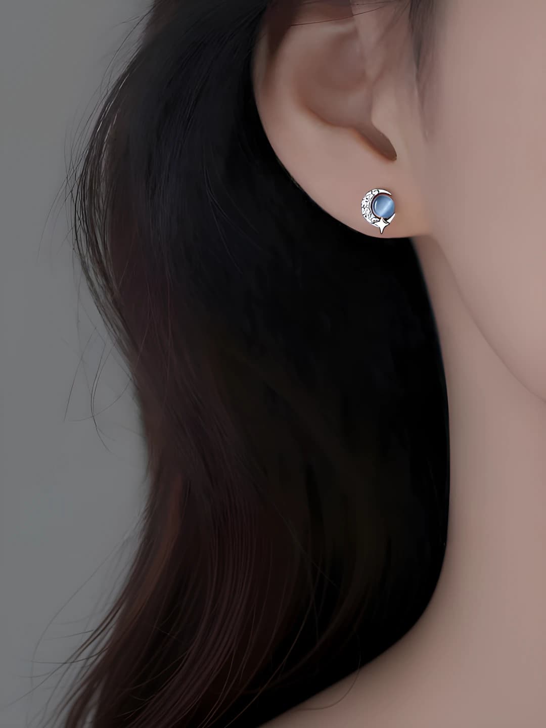 E-3 cat's eye ear studs - White gold