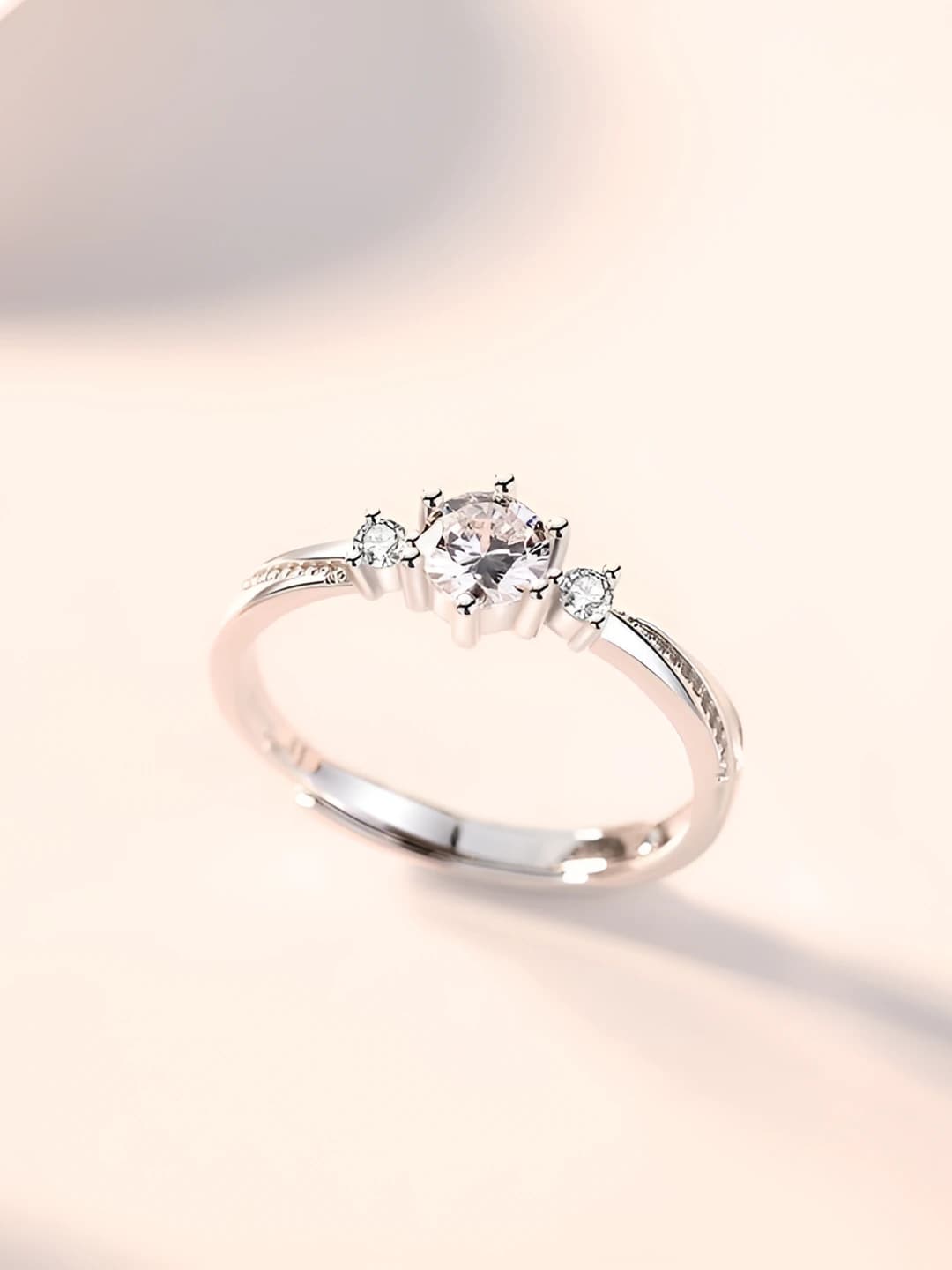 J-8 love at first sight ring - Women's