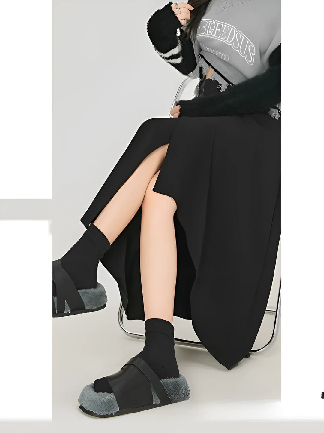 Women's A-line mid-length skirt, black, solid colour, for petite, light mature style, summer 2026