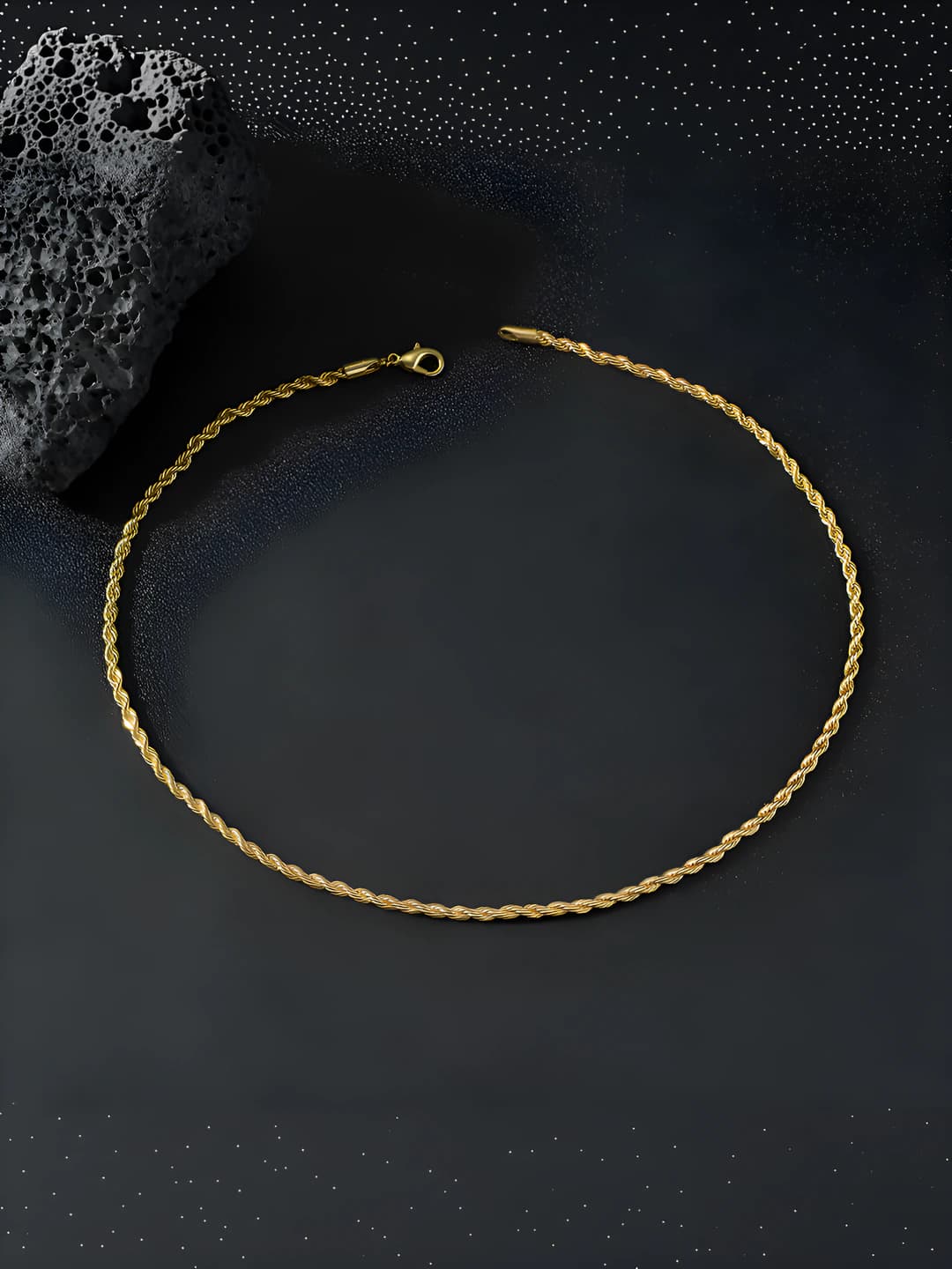 Gold twisted chain
